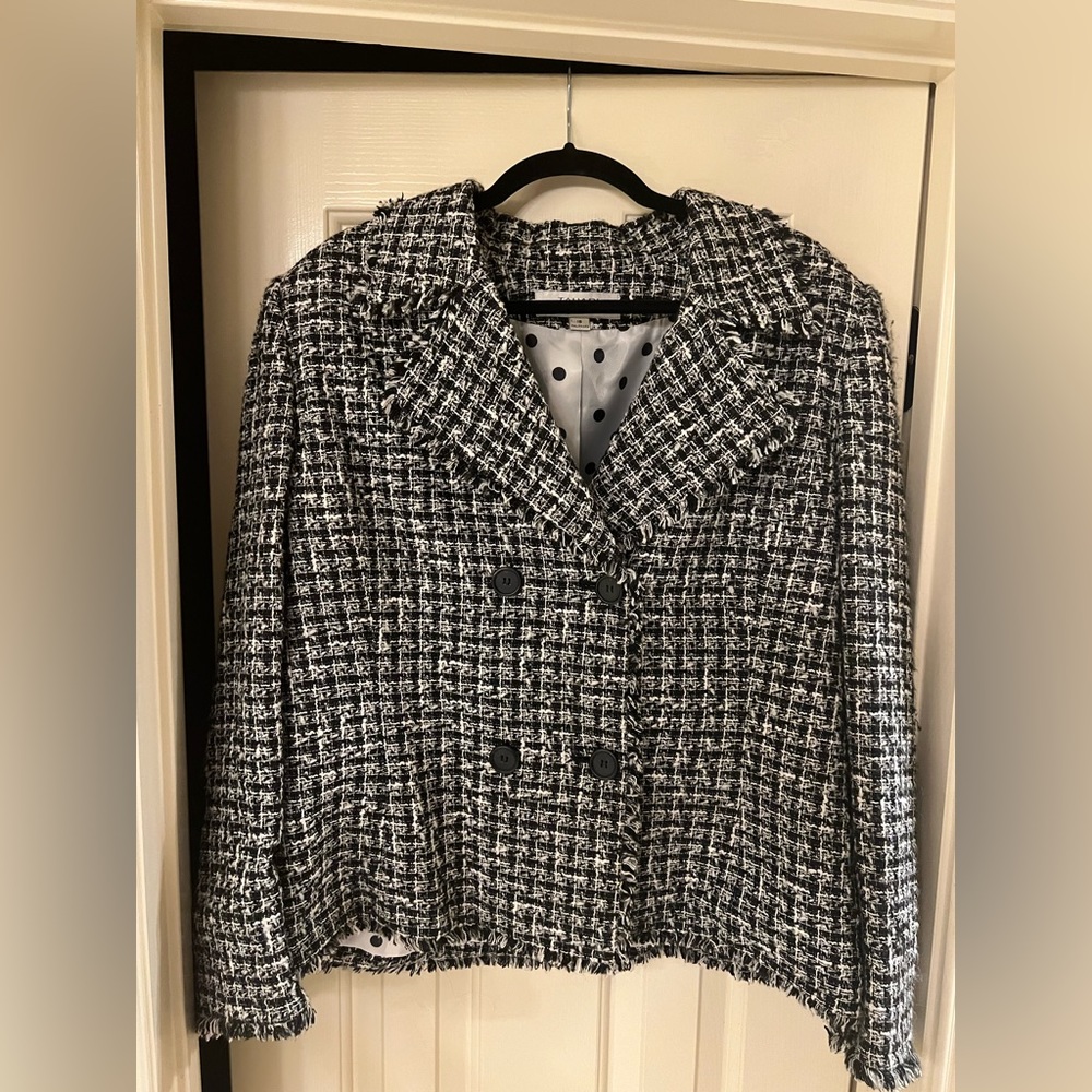 Tahari Black and White Tweed Blazer